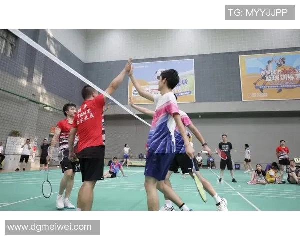 武汉羽毛球队的默契配合与战术探讨：聚焦团队协作的力量与技巧