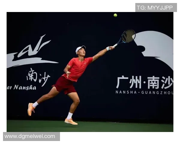 深度解析深圳网球队技术特点与对手差异的全面对比分析 深度解析深圳网球队技术特点与对手差异的全面对比分析