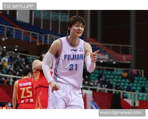 赛后分析：上海篮球队与南京篮球队的比赛节奏与战术对比探讨