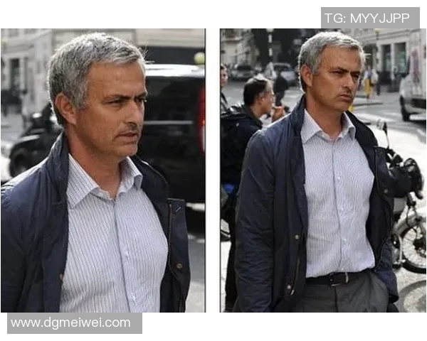 足球明星与女友甜蜜牵手漫步街头展现爱情温馨瞬间 足球明星与女友甜蜜牵手漫步街头展现爱情温馨瞬间