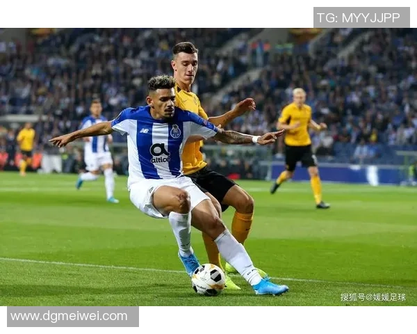 足球明星们的近况揭秘:他们在赛场外的生活与挑战 足球明星们的近况揭秘:他们在赛场外的生活与挑战