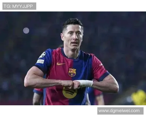 追忆已病逝足球明星的辉煌岁月与永恒传奇