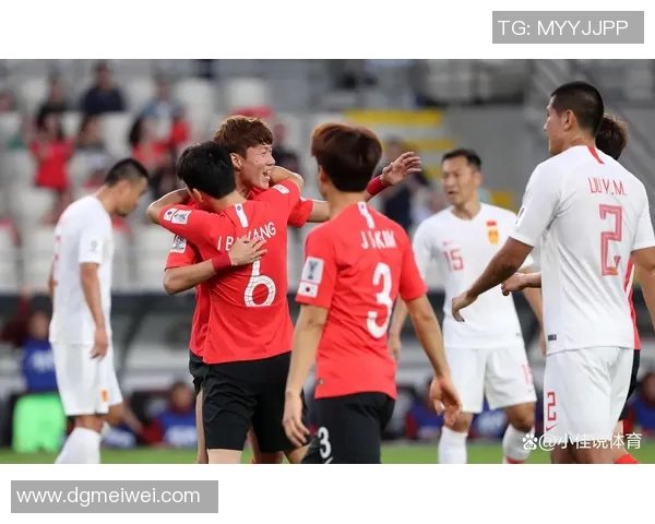 足球明星转型足球评论员直播精彩瞬间回顾与分析